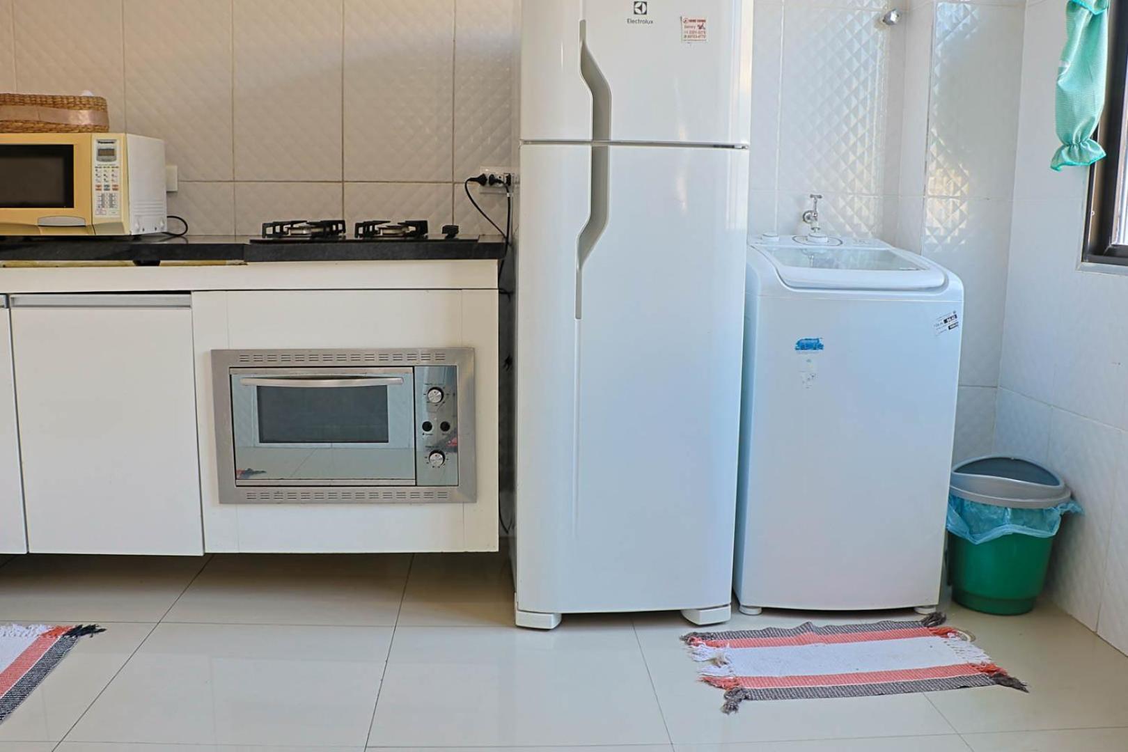 Apartment Apto A 500 Metros Da Da Enseada *